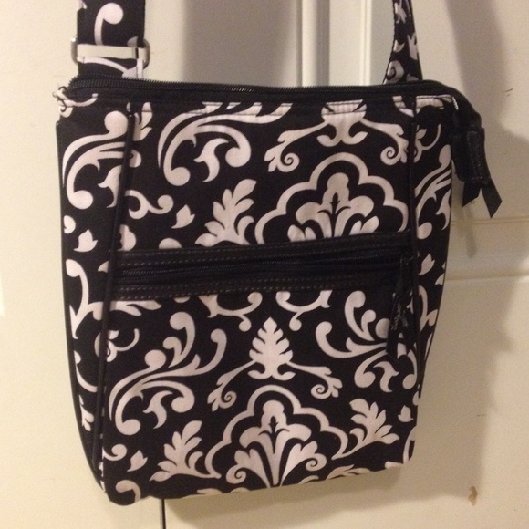Thirty-one cross body bag