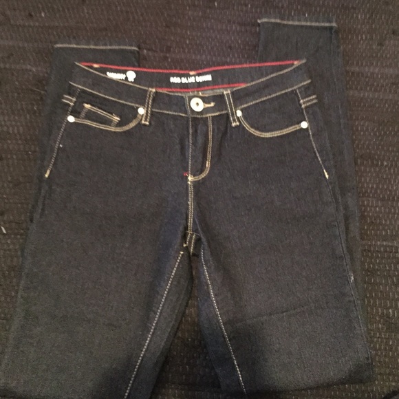 Jeans - Picture 1 of 3