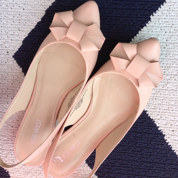 Nine West Light Pink Bow Sandals