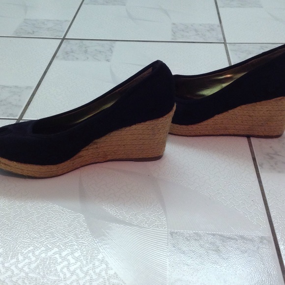 70 off GAP Shoes FINAL SALE 10! Gap Leather Wedges