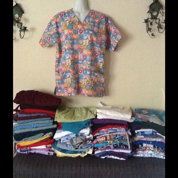 Tops - Picture 3 of 4