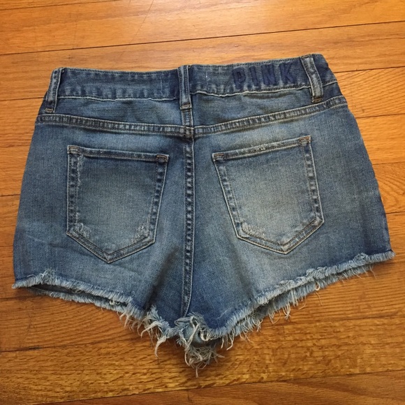 Pink denim shorts - Picture 2 of 3