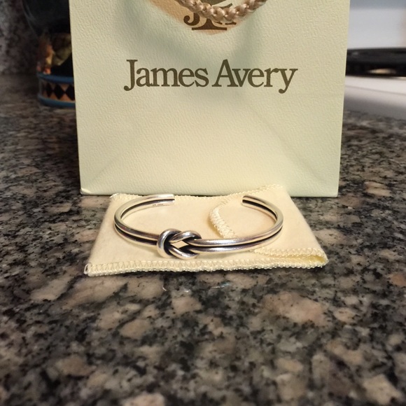 Lovers knot bracelet!