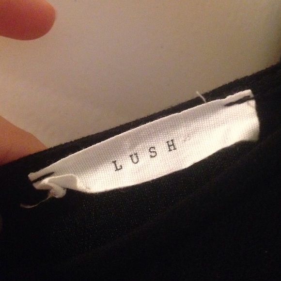 Lush Top! - Picture 4 of 4