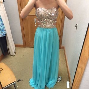 Prom dress!!