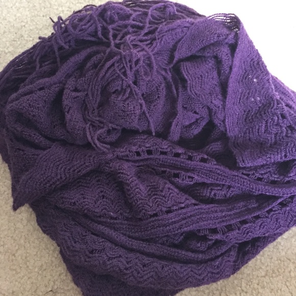Purple Scarf - Picture 1 of 1