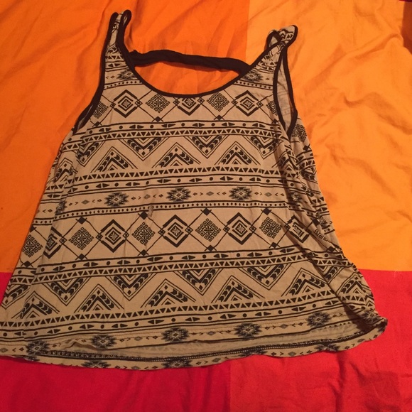Tribal Top