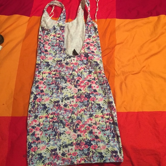 Dress - Picture 2 of 2