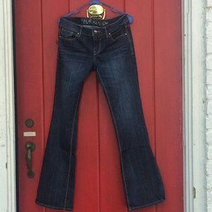 Dark wash Express jeans (Regular)