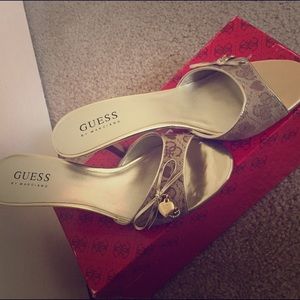 👠Guess Heels