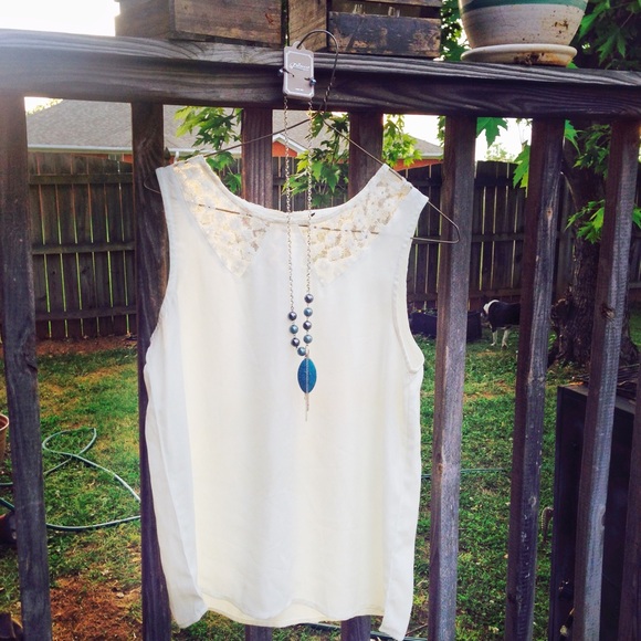 Lauren Conrad Lace Collar Blouse