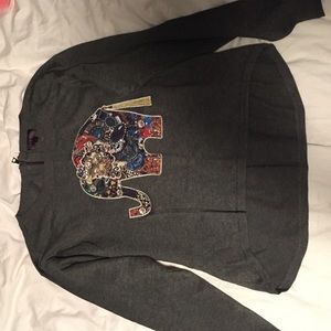 Cozy elephant sweater! size small