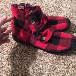 Blowfish Malibu booties :)