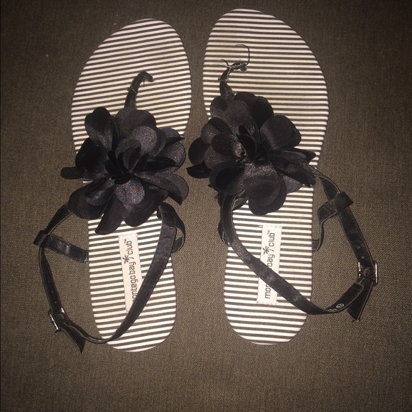 Flower sandals