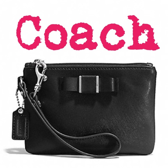 Small Black bow wristlet