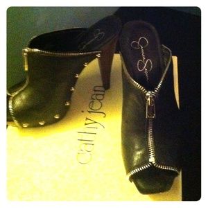 🌸Jessica Simpson studded heels 🌸