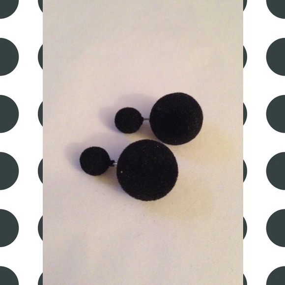 Jewelry - Fuzzy Double Sided Earrings