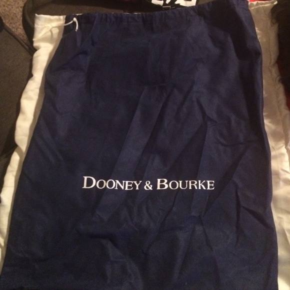 Dooney & Bourke bag