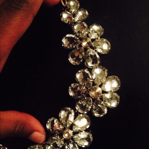 Necklace - Picture 2 of 3