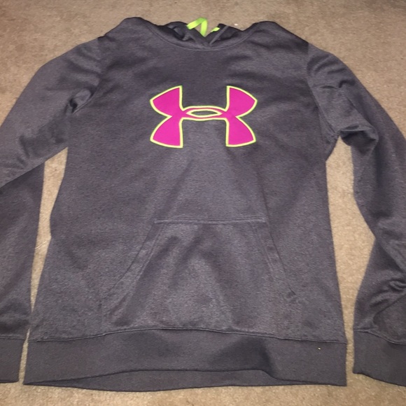 🌴SOLD🌴 Under Armer dark gray sweat shirt