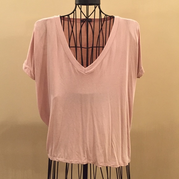Soft V-neck Tee