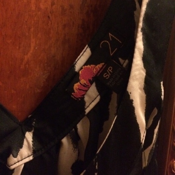 Tank top - Picture 3 of 3