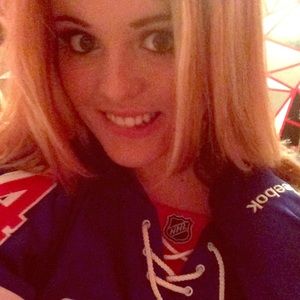 🍑Meet your seller!! 😊❤️