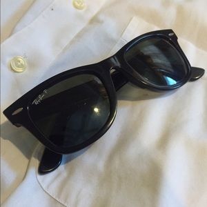 Polarized new authentic Ray Bans (MEN)