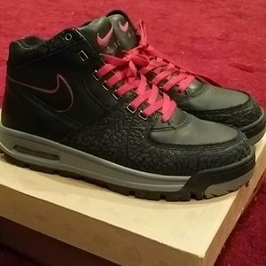 Men's Nikes