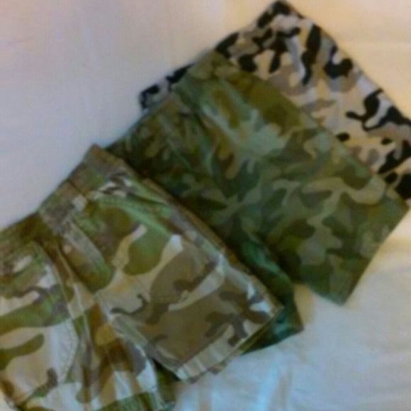 3 pair Boys shorts