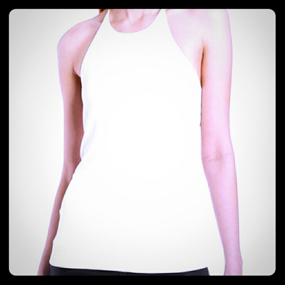 "Taya" Fun halter for a girls night out. NWOT.