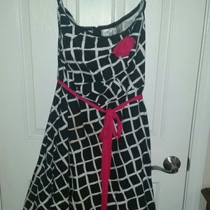 Black and white pin up style strappless dress