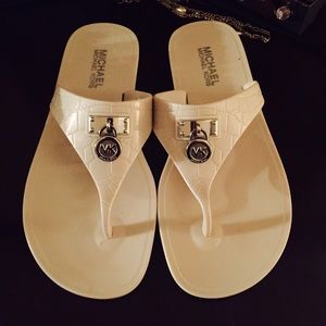 Off White Michael Kors flip flop