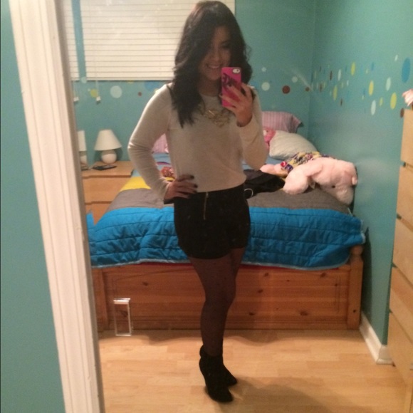 High wasted shorts - Picture 3 of 3