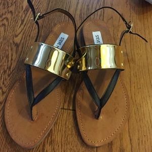 Steve Madden sandals size 6