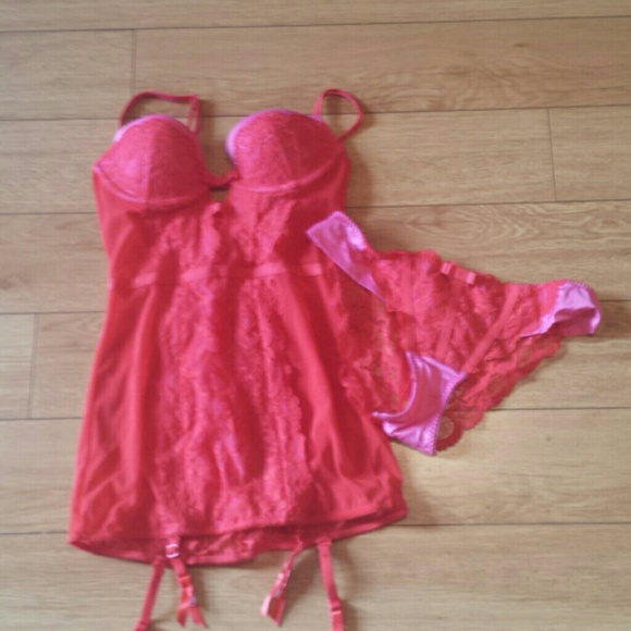 NWT sexy lingerie set (make an offer)