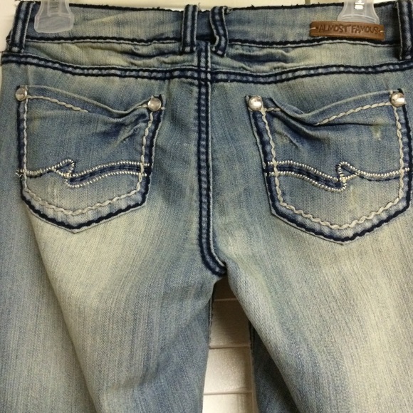 Capris - Picture 4 of 4