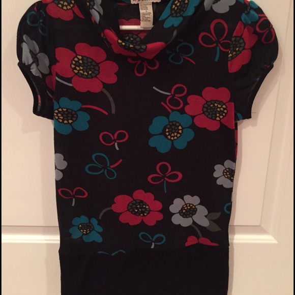 Flowery oversized top