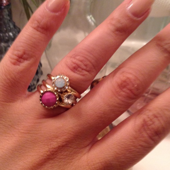 Set of 3 Gold Rings..PERFECT FOR STACKING! - Picture 2 of 4