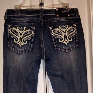 Super cute Miss Me Jeans