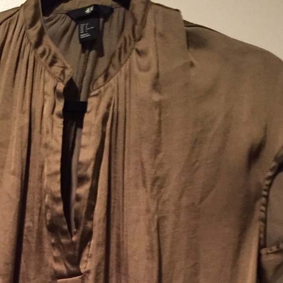 Top - Picture 3 of 3