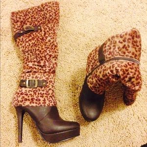 MAKE AN OFFER! Boots