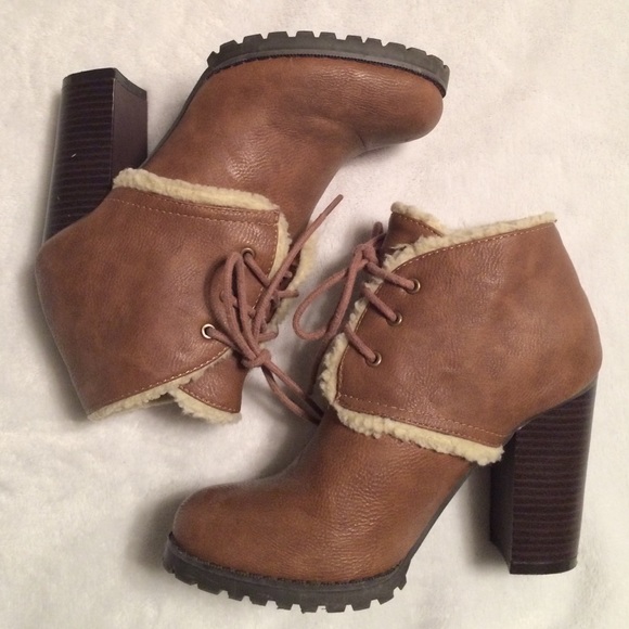 Lace up booties - Picture 1 of 2