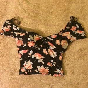 Pins and Needles Floral Crop Tee