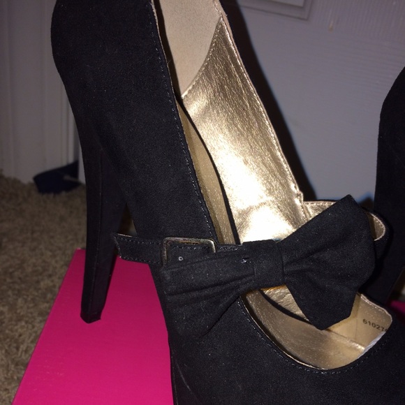 🎀Bow Stilettos🎀 - Picture 3 of 4