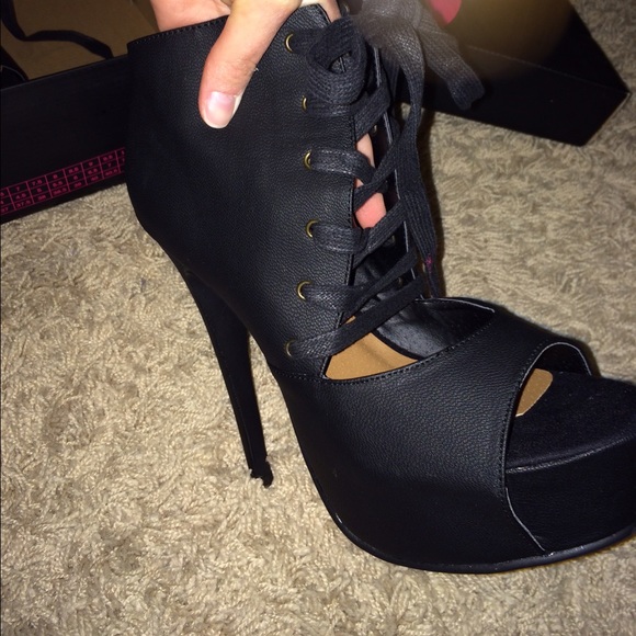 Michael Antonio lace up peep-toe stilettos - Picture 3 of 4
