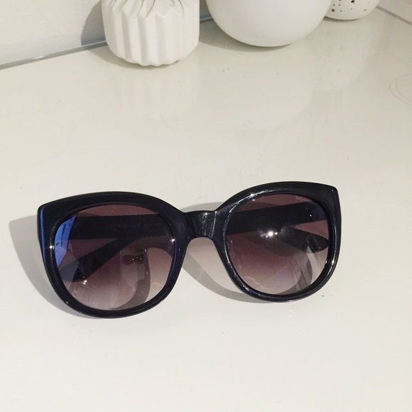 YSL Classic Black Sunglasses