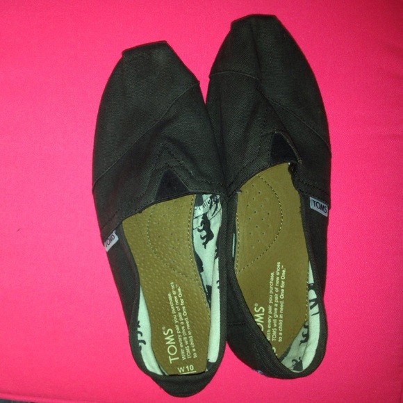 Brown Toms