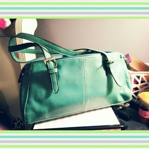 2 HR SALE!! Cute Turqouise Small Bag!!