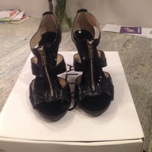 Authentic Michael Kors heels !